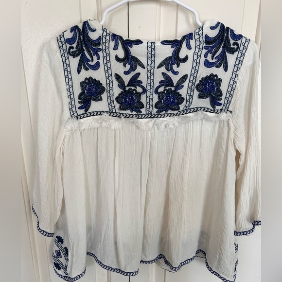 Nu Construction Boho Embroidered White and Blue Blouse Size Small - Picture 3 of 11